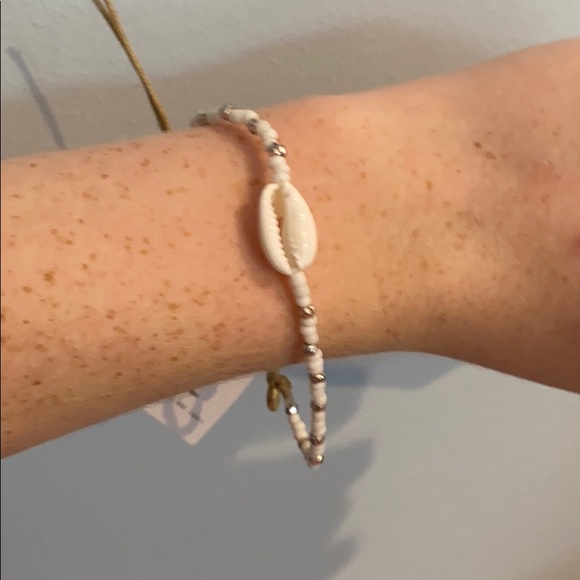 Lotus and Luna bracelet - Picture 2 of 2